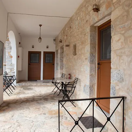 Traditional House Alepis In Areopolis Exterior photo