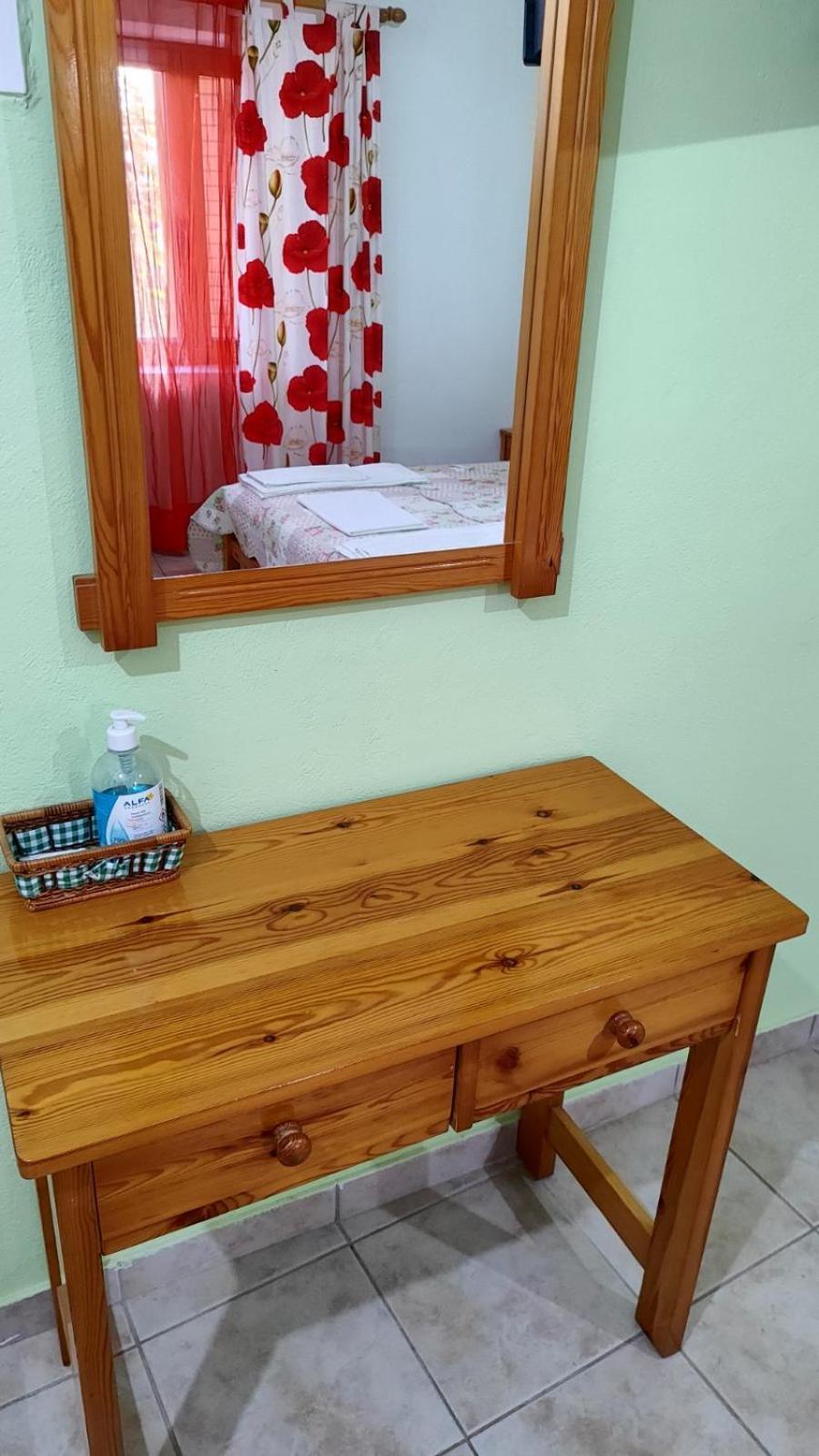 Traditional House Alepis In Areopolis Apartment *