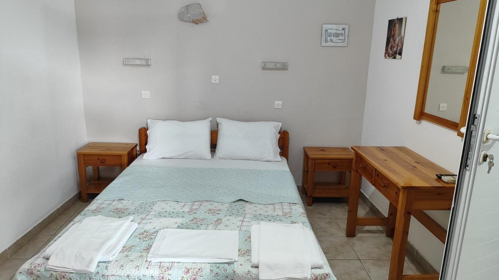 Traditional House Alepis In Areopolis Apartment *